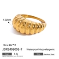 Macro detail of gold croissant dome ring in stainless steel with size and weight info - Braided Croissant Style (JDR2408003) / Gold