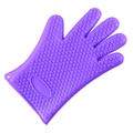 Purple silicone oven mitt with anti-slip texture for heat resistant kitchen baking tasks - Purple 130g (1pc)