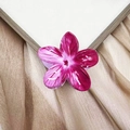 Pince à cheveux fleur de frangipanier dégradé rose en résine brillante pour femmes - Rose