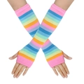 Dettaglio di scaldabraccia in maglia a righe arcobaleno con fori per il pollice - Arcobaleno Rosa Motivo 3