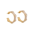 Vintage gold C-shaped earrings with white enamel marble pattern and zircon crystals - Diameter 2.5cm / Gold with Marble White