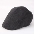 Detalle de gorra plana gris oscuro con tejido de espiga y textura de lana gruesa - Talla Única 58cm / Espiga Gris Oscuro