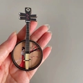 Traditioneller chinesischer Lauten-Kühlschrankmagnet mit antikem Damenporträt im Rahmen - Ruan (Hölzern)