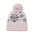 Dettaglio cappello natalizio in maglia rosa con fiocchi di neve blu e morbido pompon - M (56-58cm) / Rosa