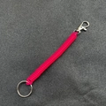 Portachiavi a spirale in plastica rosa con anello in metallo e chiusura a moschettone - Anello 25mm / Rosa Rosso