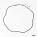 Collar de tres capas de cuentas plateadas con cierre de mosquetón ajustable - Collar (D812) / Plateado