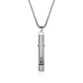 Collana con ciondolo a fischietto in argento lucido in acciaio inossidabile su sfondo bianco - Collana Argento (Catena 60cm)