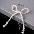 Bow-shaped pearl cake topper and birthday decoration accessory in a white finish - Bow Pearl Chain White