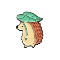Pin de esmalte de erizo con sombrero de hoja de loto, broche creativo de animal de dibujos - Erizo con Hoja (QHXZ581)