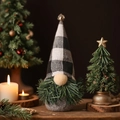 Gnomo natalizio dettagliato con cappello a scacchi, campanello e barba in fibra verde - Gnomo dell'Albero a Quadri Nero e Bianco