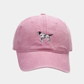 Dettaglio del cappello da baseball rosa in cotone lavato con ricamo di cucciolo e stile retrò - Rosa / Regolabile