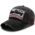 Berretto da baseball in cotone lavato nero invecchiato con ricamo New Story e numero 49 rosso - Regolabile / Nero
