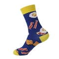 Blaue Crew-Socken mit gelben Akzenten und Frühstücksmotiven wie Ei und Speck - Königsblau Frühstück