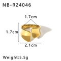 Gedetailleerde maatspecificaties voor de vergulde roestvrijstalen ring met breed golfpatroon - Minimalistische Brede Golfstijl (NB-R24046)