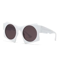 Occhiali da sole futuristici con montatura bianca spessa e lenti rotonde grigio scuro - Montatura Bianca Lenti Grigie