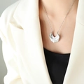 Collar minimalista plateado para mujer con colgante de metal arrugado de estilo moderno - 43+5cm / Collar de Plata