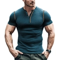 Eng anliegendes Herren-Henley-Shirt aus Waffelstrick in Dunkelblau mit drei Knöpfen - Blau