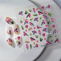 Stickers à ongles 5D en relief avec oiseaux d'hiver et motifs d'aiguilles de pin - Oiseau d'Hiver et Plante (FEB-634)