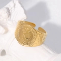 Verstellbarer goldener Edelstahlring mit Elisabeth-Münzrelief und Hammerschlag - US Größe 7 / Gold