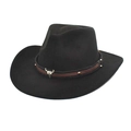 Chapeau de cowboy en feutre noir avec ornement de crâne de taureau et bande en cuir - M (56-58cm) / Noir