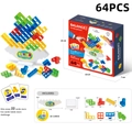 Set di blocchi impilabili Tetris da 64 pezzi con base e carte in scatola colorata - Confezione Inglese / 64PCS