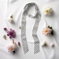 Elegante pañuelo estrecho de seda con lunares blancos y negros y flores frescas - Blanco Puro Lunares Pequeños