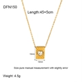 Détail du pendentif cœur plaqué or 18 carats avec gravure soleil et cristal brillant - Pendentif Rectangulaire Cœur Rayon de Soleil