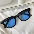 Retro square sunglasses with black resin frame and transparent blue lenses for women - Small Square Blue Lens Rivet Decor