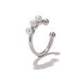 Ear cuff minimalista in argento con tre perle bianche e decorazioni di sfere metalliche - EGJ0143 Argento