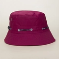 Détail d'un bob bordeaux avec œillets métalliques et cordon de serrage Sport réglable - M (56-58cm) / Rouge Foncé