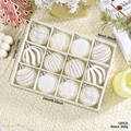 Set di 12 palline di Natale bianche vellutate con vari motivi glitterati - crema