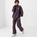 Completo sportivo due pezzi viola scuro stile street con zip e pantaloni larghi - S / Viola