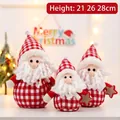 Set da 3 pezzi di bambole Babbo Natale a scacchi rossi con stelle e barbe bianche - Babbo Natale Scozzese (Famiglia di tre)