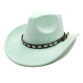 Dettaglio cappello cowboy in camoscio verde menta con cinturino in pelle e cuciture a X - M (56-58cm) / Verde Menta
