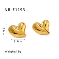 Dettaglio orecchini a cuore asimmetrici placcati oro 18K con misure e peso specificati - Stile Cuore 3D (NB-E1193-G) / Oro 18K