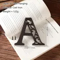 Wanddeko Buchstabe A aus Gusseisen im Industriedesign mit Vintage-Ausschnittmustern - Holer Buchstabe A