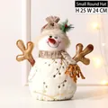Petit bonhomme de neige en peluche avec écharpe à carreaux et bois dorés, 25x24cm - Petit Chapeau Rond