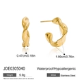 Classic 14K gold plated stainless steel triple layered C-shaped hoop earrings in gold - Twisted Design Hoop (JDE0305040)