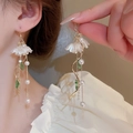 Elegant floral tassel earrings with white lily flowers, green leaves and pearls - White Flower Ear Hook (20#)