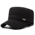 Casquette militaire d'hiver pour hommes en noir avec badge métallique et protection - Réglable / Noir