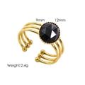 Detail eines vergoldeten 14K Rings mit einem 12mm facettierten schwarzen Edelstein - Schwarzer Achat (Schwarz)