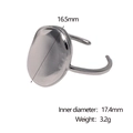 Detalle de dimensiones del anillo de plata irregular: 17,4 mm de diámetro y 3,2 g de peso - Color Acero