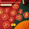 Chinesisches Neujahrs-Klebehaken-Set mit roten und goldenen Glückssymbolen für Wände - Chinesisches Neujahr Segen Haken
