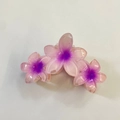Pinza para el pelo con flores de frangipani rosa y morado con acabado translúcido brillante - Pinza Para Flores De Frangipani Unidas De Color Morado Claro [aprox. 11 Cm]