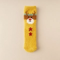 Calcetines navideños de forro polar coral amarillo con reno y estrellas rojas - Talla única / Alce Amarillo