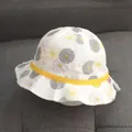 Cappello da sole per neonati in cotone bianco con stampa margherite e nastro - 47-49cm (6-12 Mesi) / Floreale Grigio