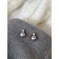 Elegant minimalist grey pearl stud earrings with a single sparkling cubic zirconia stone - 14mm / Marl Grey
