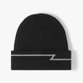 Bonnet en maille côtelée noire avec motif jacquard gris pour chaleur hivernale - Réglable / Noir (24B005)