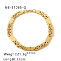 Dettaglio del bracciale in acciaio titanio placcato oro 18k con motivo greco e dimensioni - Motivo Greca Oro (NB-B1065-G)