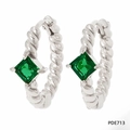Orecchini a cerchio intrecciati argento con pietre quadrate verde smeraldo lucido - Stile Smeraldo Argento (PDE713)